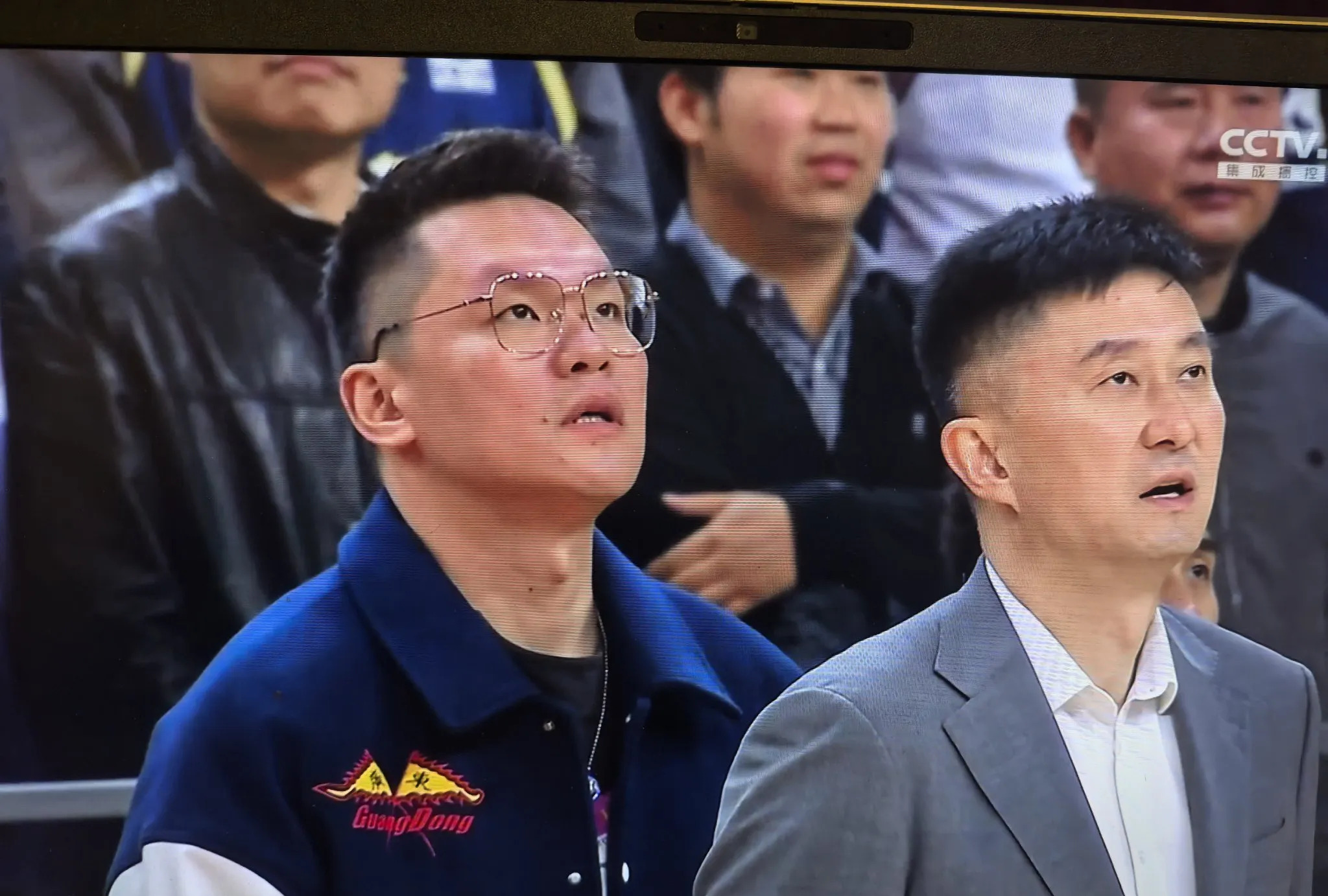 国际比赛日英超焦点战，广东宏远复出首秀，质疑声仍在，年轻球员得到机会的简单介绍