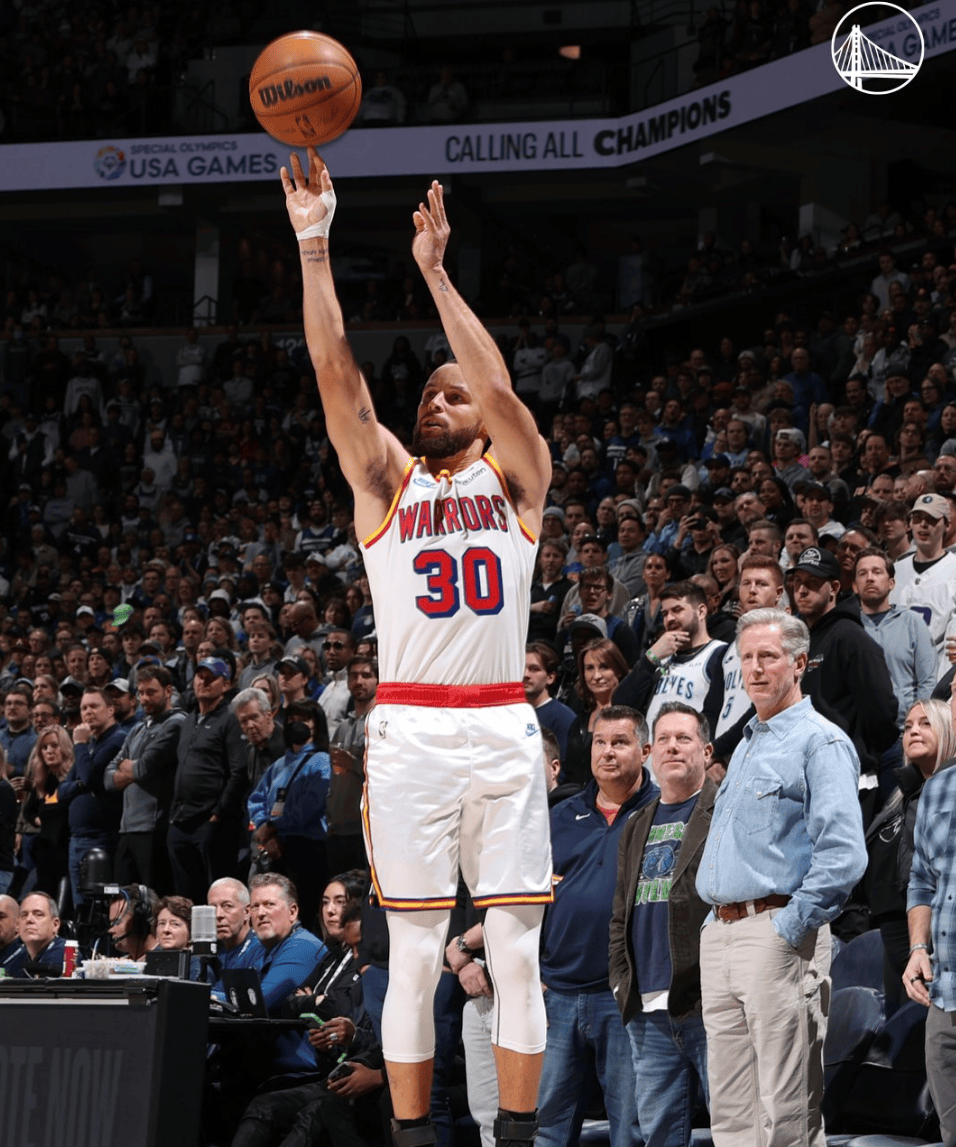 底特律活塞清晨篮板制胜；志在意大利杯名次提升；质疑声仍在；年轻球员得到机会的简单介绍