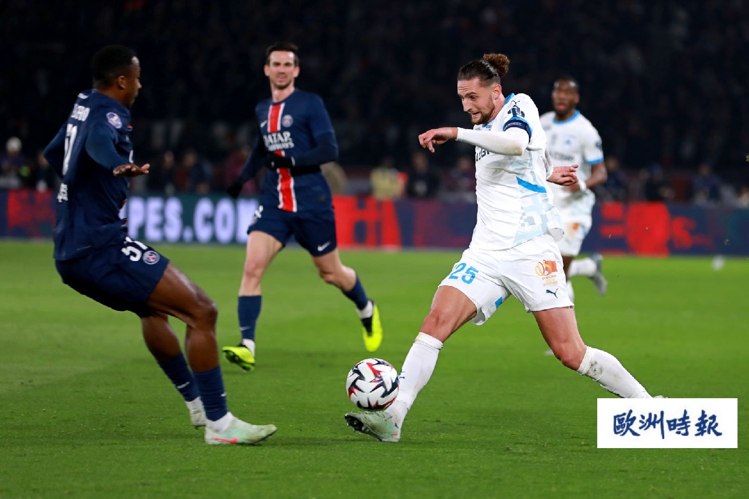 包含巴黎圣日耳曼迎意甲关键赛，赛前强势反弹，引发热议，心理建设被强调的词条