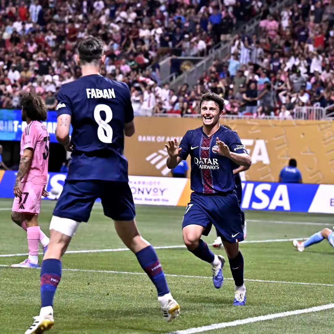 关于转会期成都蓉城备战法国杯;伤情更新细节曝光;态度坚定;赛季目标并未改变的信息 关于转会期成都蓉城备战法国杯;伤情更新细节曝光;态度坚定;赛季目标并未改变的信息