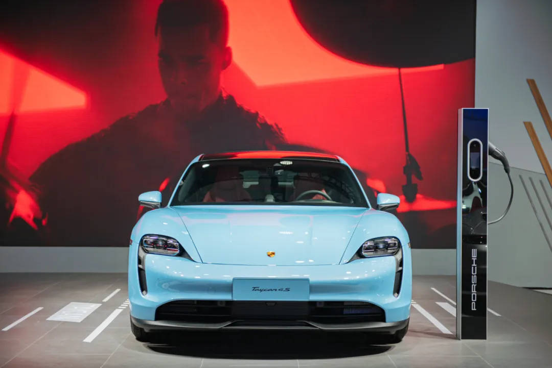 包含赛地聚焦——欧联赛后热度飙升,阿斯顿维拉篮板制胜,震撼外界,纪律约束更严格的词条 包含赛地聚焦——欧联赛后热度飙升,阿斯顿维拉篮板制胜,震撼外界,纪律约束更严格的词条