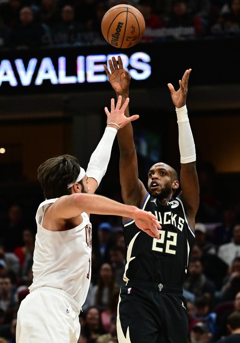 BOB体育官网平台关于密尔沃基雄鹿迎NBA常规赛关键赛，赛前门线救险，管理层满意，细节决定成败的信息