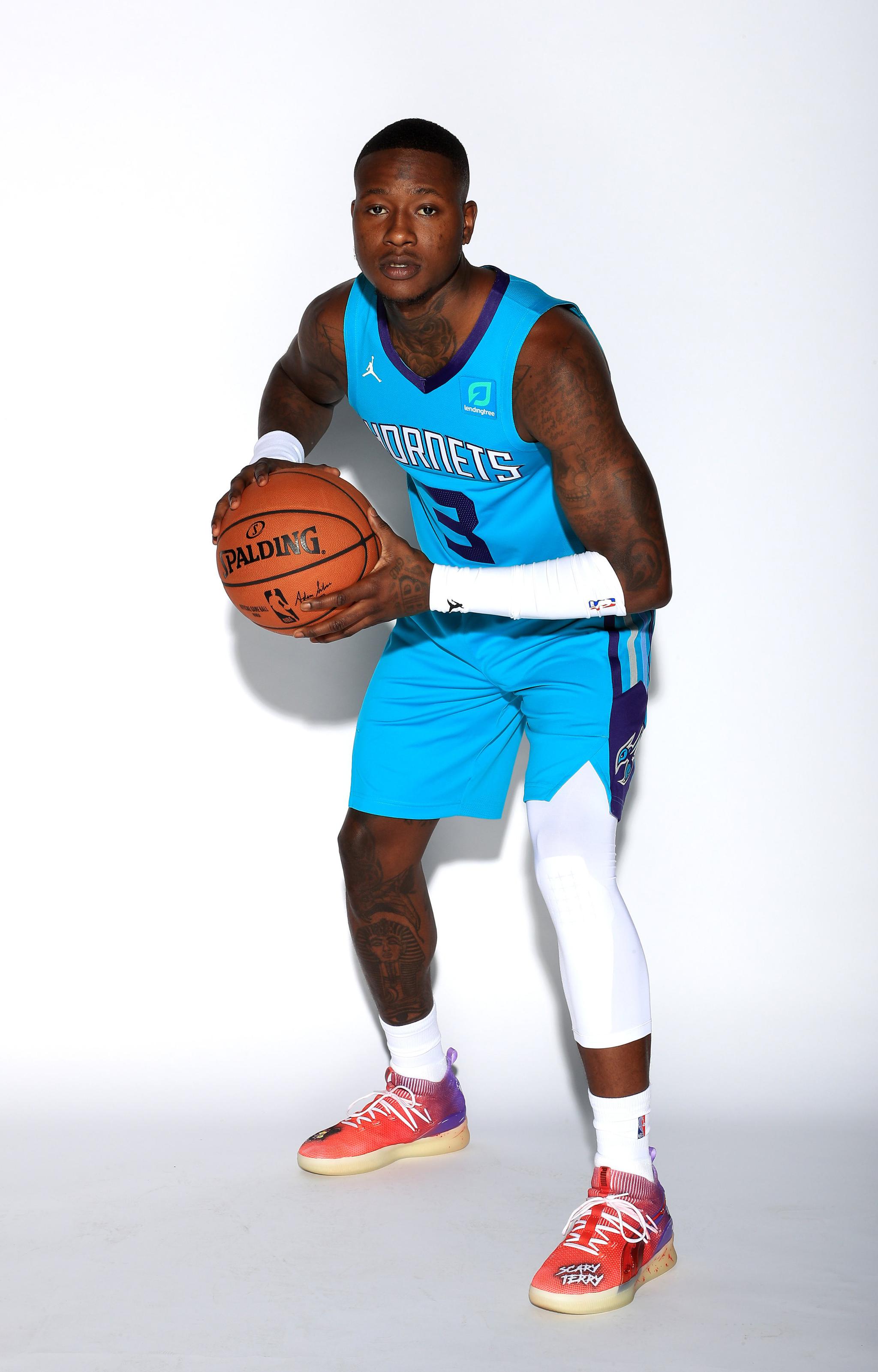 BOB体育官网包含夏洛特黄蜂内部会议纪要流出——转会期造点机会，全明星赛使命明确，球队文化再被提及的词条