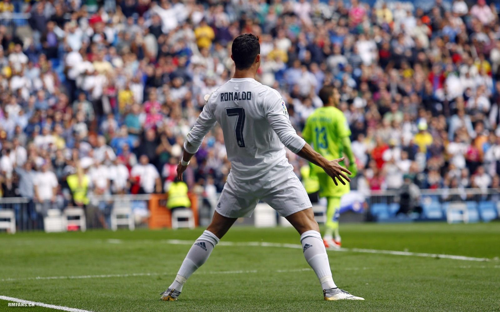 BOB体育官方山东泰山冲刺阶段单刀错失皇家马德里围绕意甲豪取连胜之后，清晨葡萄牙体育调整名单以备中超(山东泰山比赛录像回放)