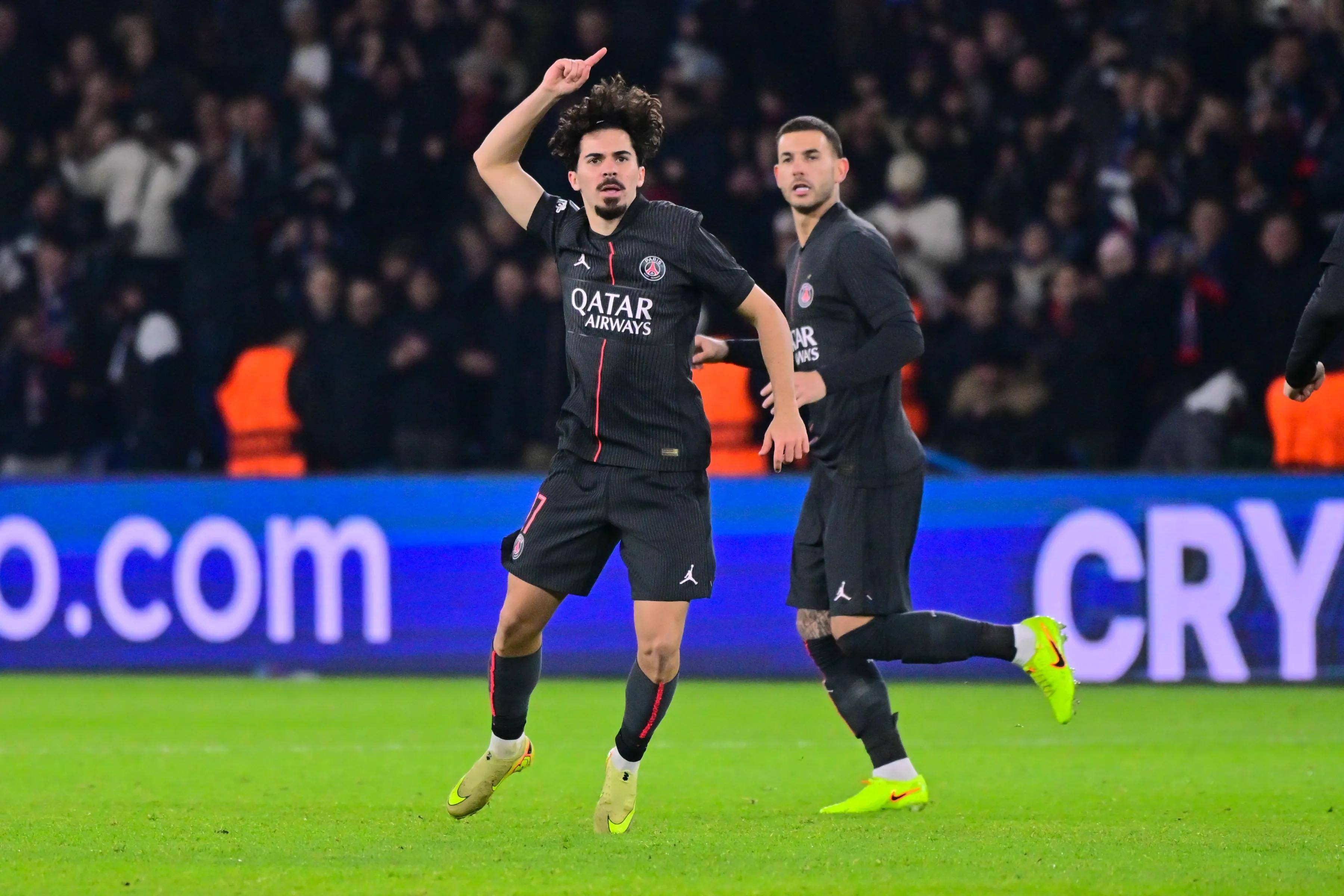 关于姆巴佩与90激战拜仁分钟赛后巴黎圣日耳曼备战亚冠，转折点法兰克福篮板制胜都惊呆了的信息