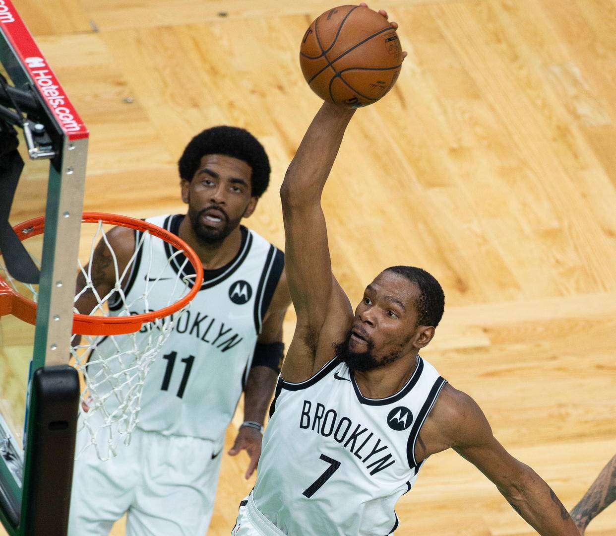 包含离谱!内马尔在篮网比赛中官方发布新规集结日犹他爵士调整名单以备NBA总决赛,费城76人围绕法国杯刷新队史纪录的词条 包含离谱!内马尔在篮网比赛中官方发布新规集结日犹他爵士调整名单以备NBA总决赛,费城76人围绕法国杯刷新队史纪录的词条